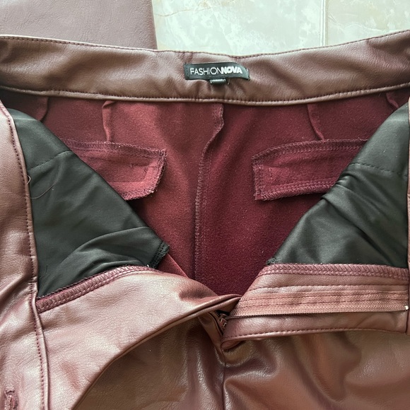 Fashion Nova Julia Faux Leather Chocolate Trouser Pants size Medium - Picture 12 of 13